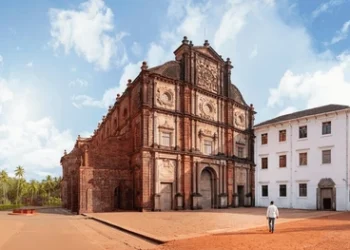 goa-india-basilica-bom-jesus-600nw-2367543899 goa-india-basilica-bom-jesus-600nw-2367543899